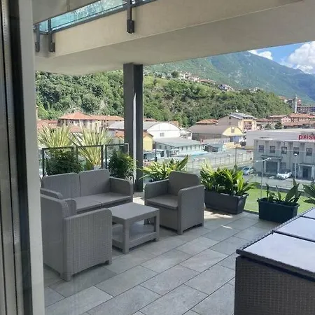 Lägenhet Bersaglio Costa Volpino